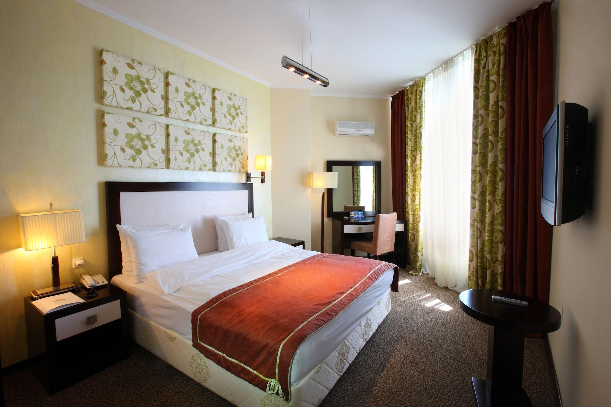 Kazakhstan Hotel อัลมาตี ภายนอก รูปภาพ