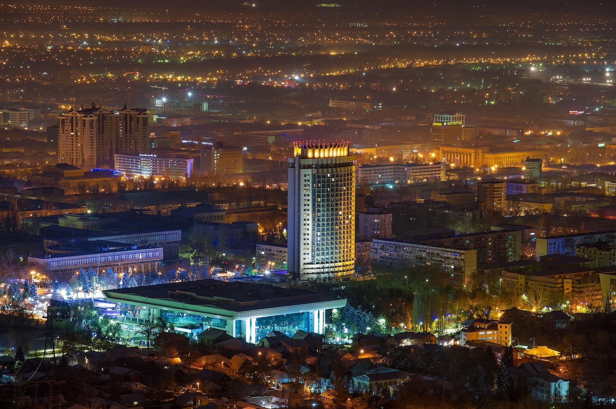 Kazakhstan Hotel อัลมาตี ภายนอก รูปภาพ