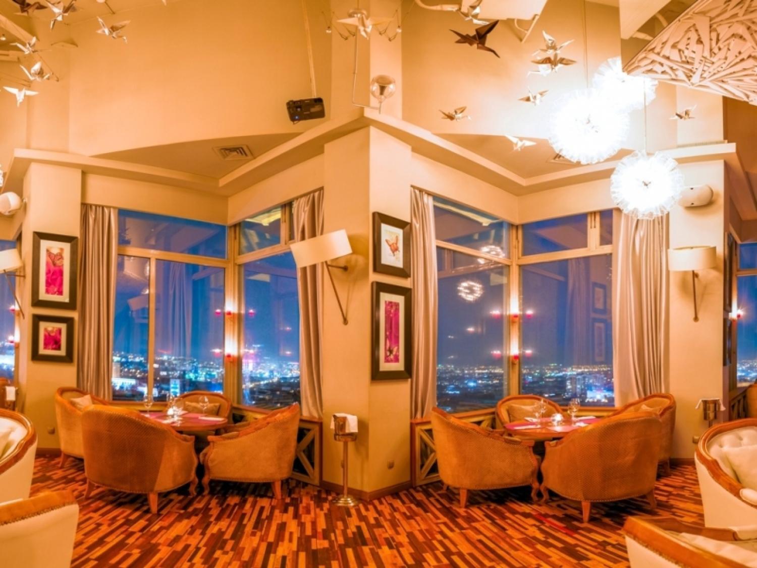 Kazakhstan Hotel อัลมาตี ภายนอก รูปภาพ