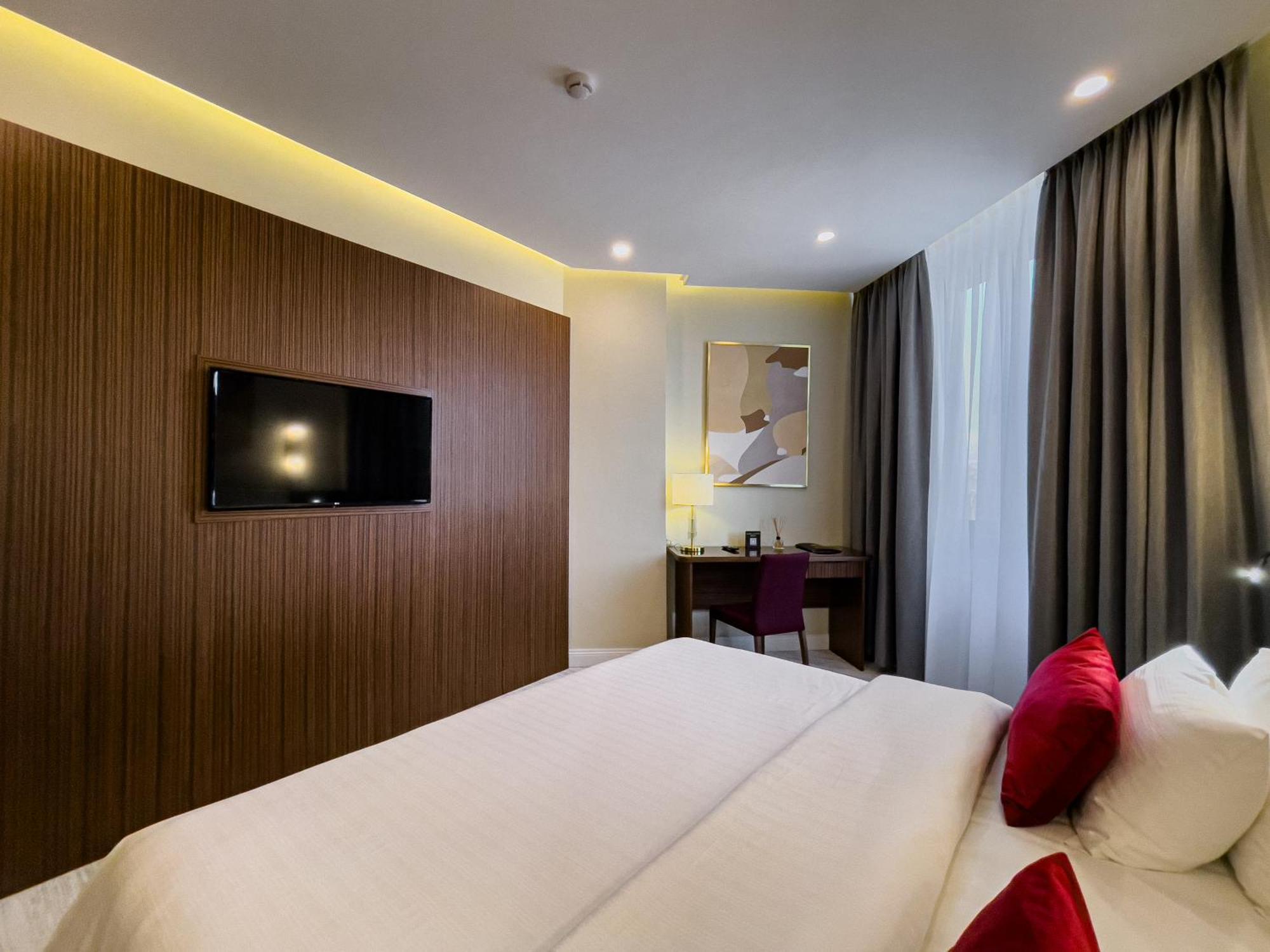 Kazakhstan Hotel อัลมาตี ภายนอก รูปภาพ